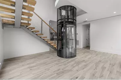 3800 Crayton Rd, Naples, FL 34103 - Photo 19