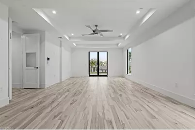 3800 Crayton Rd, Naples, FL 34103 - Photo 25