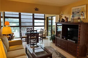 807 River Point Dr, Naples, FL 34102 - Photo 5