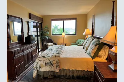 807 River Point Dr #304D, Naples, FL 34102 - Photo 11