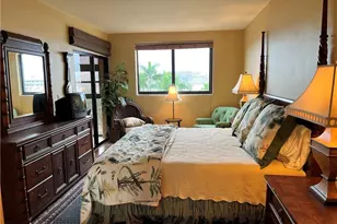 807 River Point Dr, Naples, FL 34102 - Photo 11