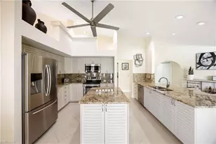 28801 Regis Ct, Bonita Springs, FL 34134 - Photo 23