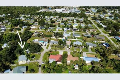 137 Dow Ln, North Fort Myers, FL 33917 - Photo 43