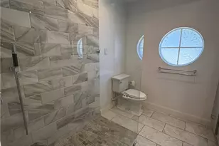 804 Bluebird St, Naples, FL 34104 - Photo 23