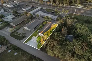 2463 Washington Ave, Naples, FL 34112 - Photo 9