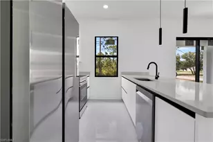 2700 42nd St W, Lehigh Acres, FL 33971 - Photo 9