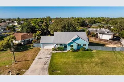 20520 Pine Tree Ln, Estero, FL 33928 - Photo 29