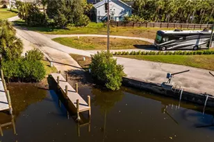 20520 Pine Tree Ln, Estero, FL 33928 - Photo 27