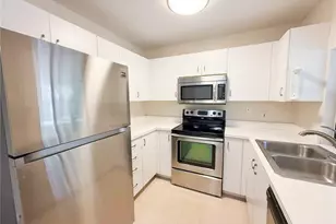 4661 5th Ave SW, Naples, FL 34119 - Photo 5