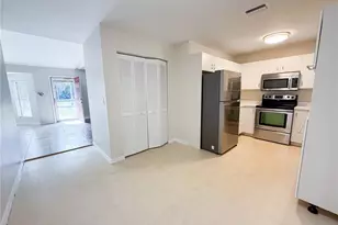 4661 5th Ave SW, Naples, FL 34119 - Photo 3