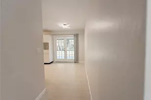 4661 5th Ave SW, Naples, FL 34119 - Photo 15