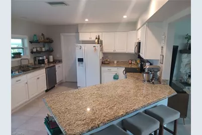 893 East Valley Dr, Bonita Springs, FL 34134 - Photo 5