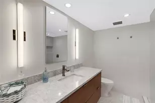 3951 Gulf Shore Blvd N, Naples, FL 34103 - Photo 17