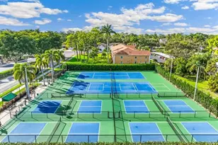 2876 W Crown Pointe Blvd, Naples, FL 34112 - Photo 25