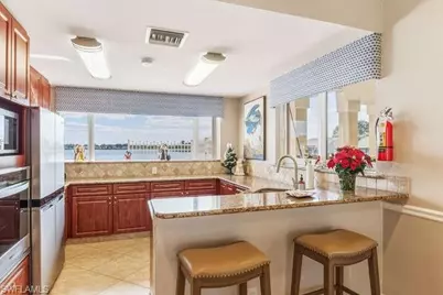 2876 W Crown Pointe Blvd, Naples, FL 34112 - Photo 23