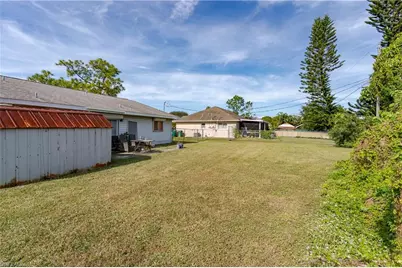 2100 55th Ter SW, Naples, FL 34116 - Photo 11