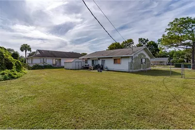 2100 55th Ter SW, Naples, FL 34116 - Photo 7