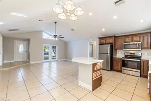 620 SE 11th Ave, Cape Coral, FL 33990 - Photo 7