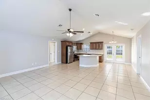 620 SE 11th Ave, Cape Coral, FL 33990 - Photo 5