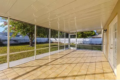 620 SE 11th Ave, Cape Coral, FL 33990 - Photo 19