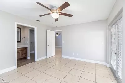 620 SE 11th Ave, Cape Coral, FL 33990 - Photo 11