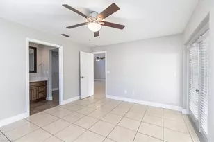 620 SE 11th Ave, Cape Coral, FL 33990 - Photo 11