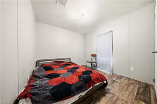 18 Royal Cove Dr, Naples, FL 34110 - Photo 9