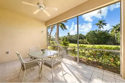 4700 Yacht Harbor Dr #613, Naples, FL 34112 - Photo 9