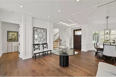 8057 Via Vecchia, Naples, FL 34108 - Photo 5