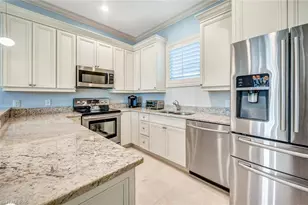 2989 St Barnabas Ct, Naples, FL 34105 - Photo 27