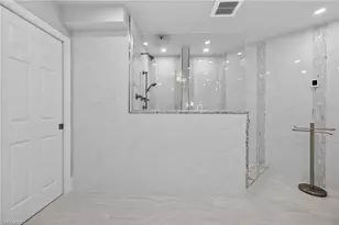 6001 Pelican Bay Blvd, Naples, FL 34108 - Photo 23