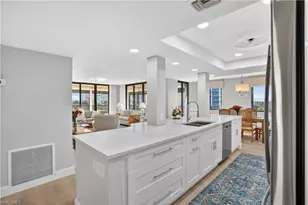 15 Bluebill Ave, Naples, FL 34108 - Photo 11