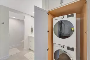 2258 Gulf Shore Blvd N, Naples, FL 34102 - Photo 21