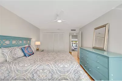 2258 Gulf Shore Blvd N #O1, Naples, FL 34102 - Photo 23