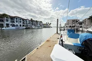 801 River Point Dr, Naples, FL 34102 - Photo 9