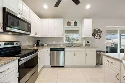 204 SW 28th St, Cape Coral, FL 33914 - Photo 19