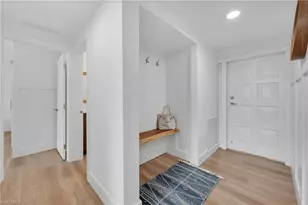 400 Park Shore Dr, Naples, FL 34103 - Photo 3