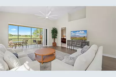 8617 Champions Pt #403, Naples, FL 34113 - Photo 11