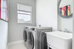 1806 41st St SW, Naples, FL 34116 - Photo 9