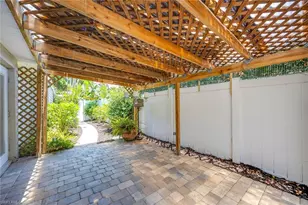 816 102nd Ave N, Naples, FL 34108 - Photo 21