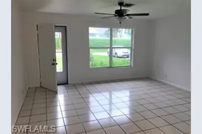 125 Crown Dr, Naples, FL 34110 - Photo 3