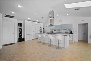 319 Pirates Bight, Naples, FL 34103 - Photo 9