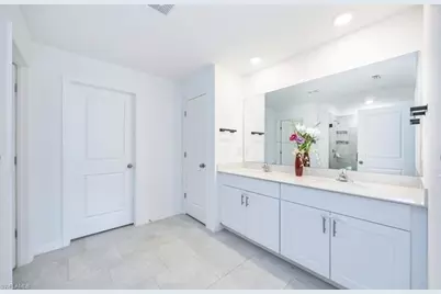 4021 Villa Doria Ct, North Fort Myers, FL 33917 - Photo 11