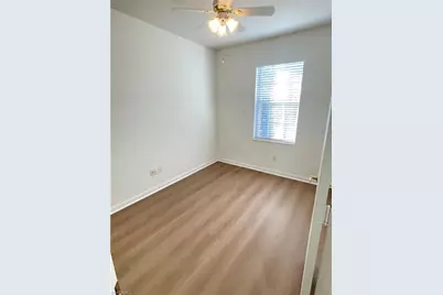 5549 Cove Cir, Naples, FL 34119 - Photo 23