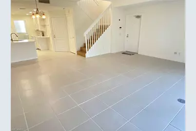 5549 Cove Cir, Naples, FL 34119 - Photo 7