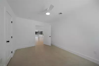 27385 Voyageur Dr, Punta Gorda, FL 33983 - Photo 23