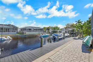 2082 E Tobago Cir, Fort Myers, FL 33905 - Photo 35