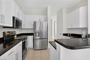 5012 Fairhaven Ln, Naples, FL 34109 - Photo 5