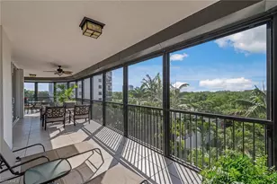 8930 Bay Colony Dr, Naples, FL 34108 - Photo 25