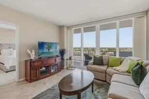 140 Seaview Ct, Marco Island, FL 34145 - Photo 3